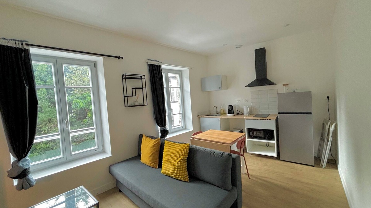 La Gare Apartment | Bright T2 near train station