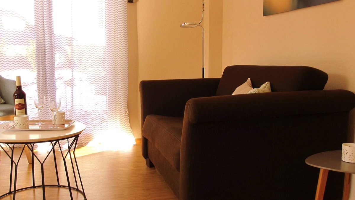 Immenstaad am Bodensee Apartment | Bright vacation apartment with private garden in the center of Immenstaad