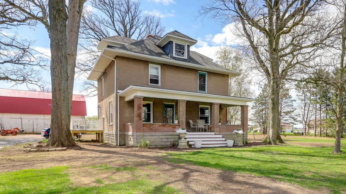 Van Wert House | Bright Van Wert Home: 1/2 Mi to Golf Course!