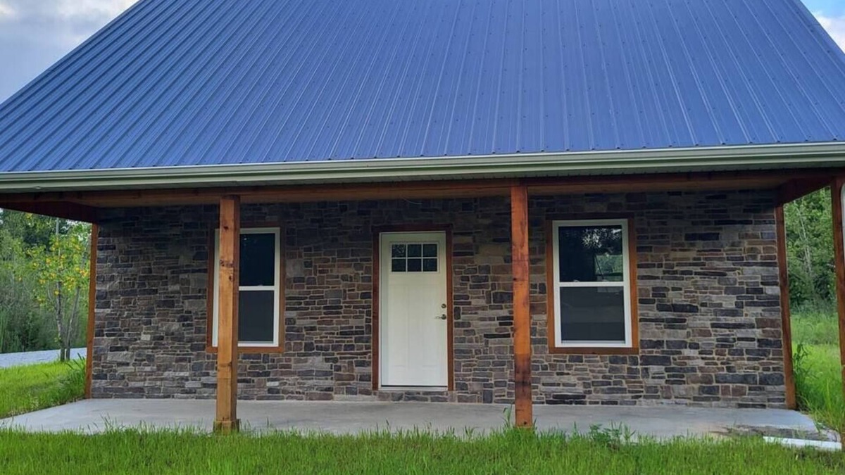 Rensselaer Cabin | Brightstone Lake Cabin 2
