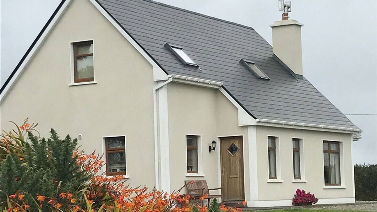 The Whitford House Hotel Cottage | Brilliant family house for exploring North Mayo