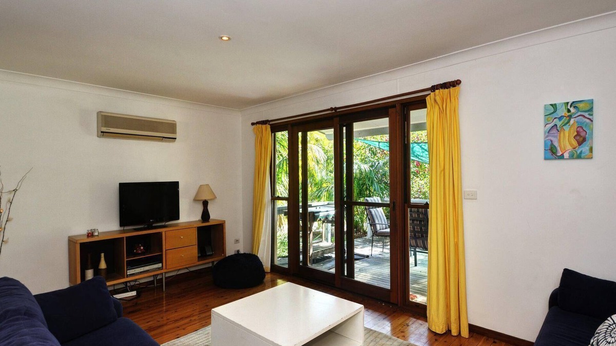 Tea Gardens House | Brilliant Location - Stones throw from the Myall River
