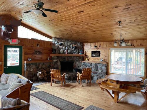 Brimley Villa | Brimley Lodge/Sleeps 36/Snowmobile & ORV Trail