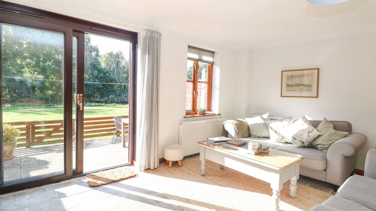 Irstead Cottage | Brimstone