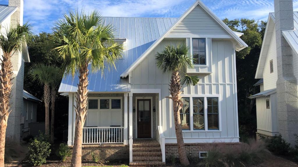 Jekyll Island House | BRINEY BREEZE OCEAN OAKS home