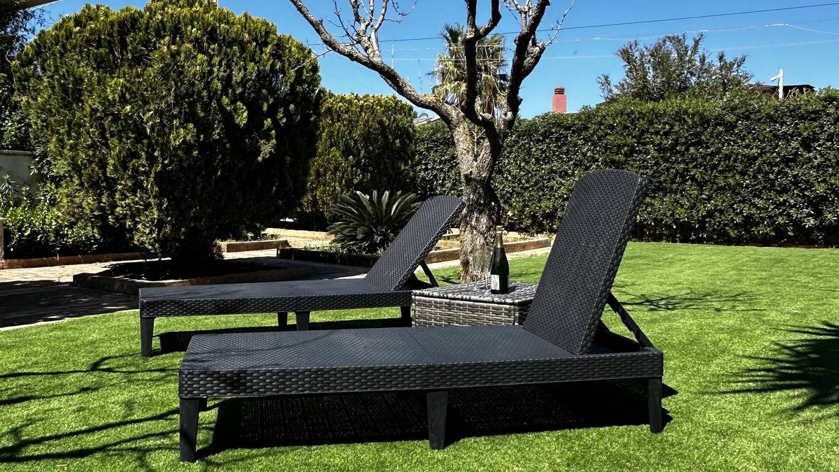 Carini Villa | Bring the family to this fantastic accommodation with plenty of room for fun