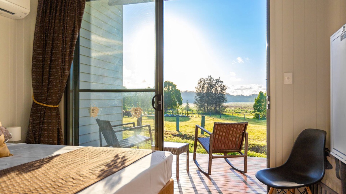Kurwongbah Bed & Breakfast | Brisbane North B&B and Winery