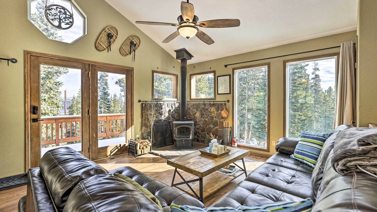 Valley of the Sun Cabin | 'Bristle Cone' Fairplay Cabin w/Hot Tub