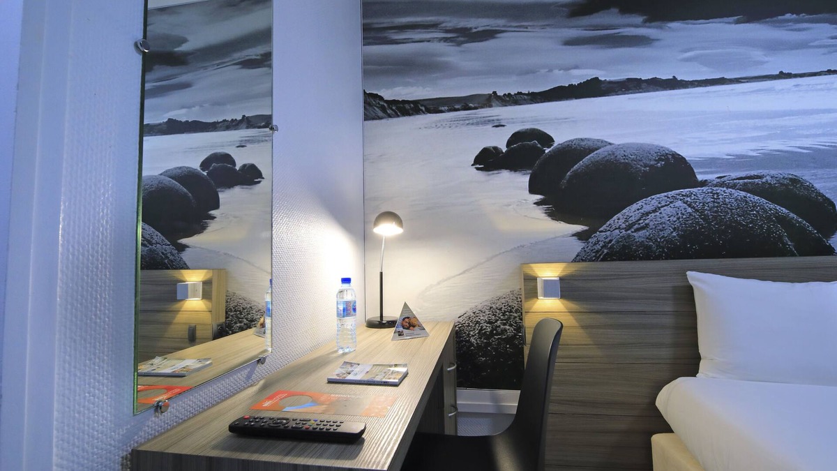 Petit-Fort-Philippe Hotel | Brit Hotel Confort Le Polder Gravelines