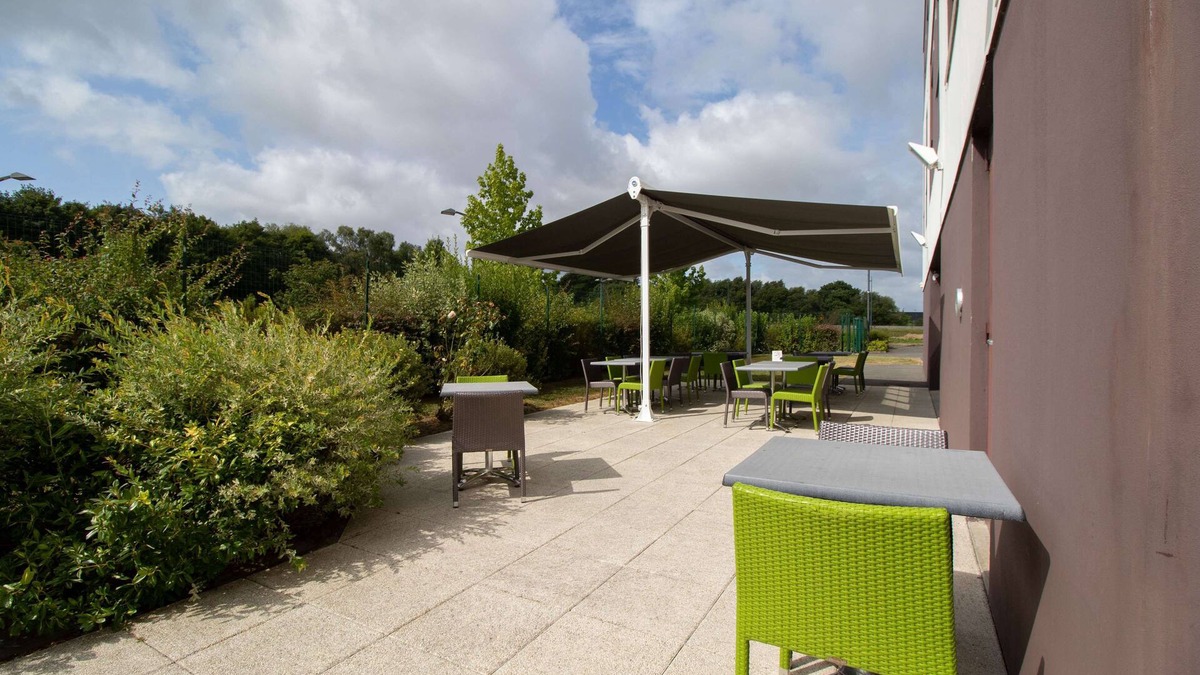 Saint-Onen-la-Chapelle Hotel | Brit Hotel Saint-Méen-le-Grand en Brocéliande