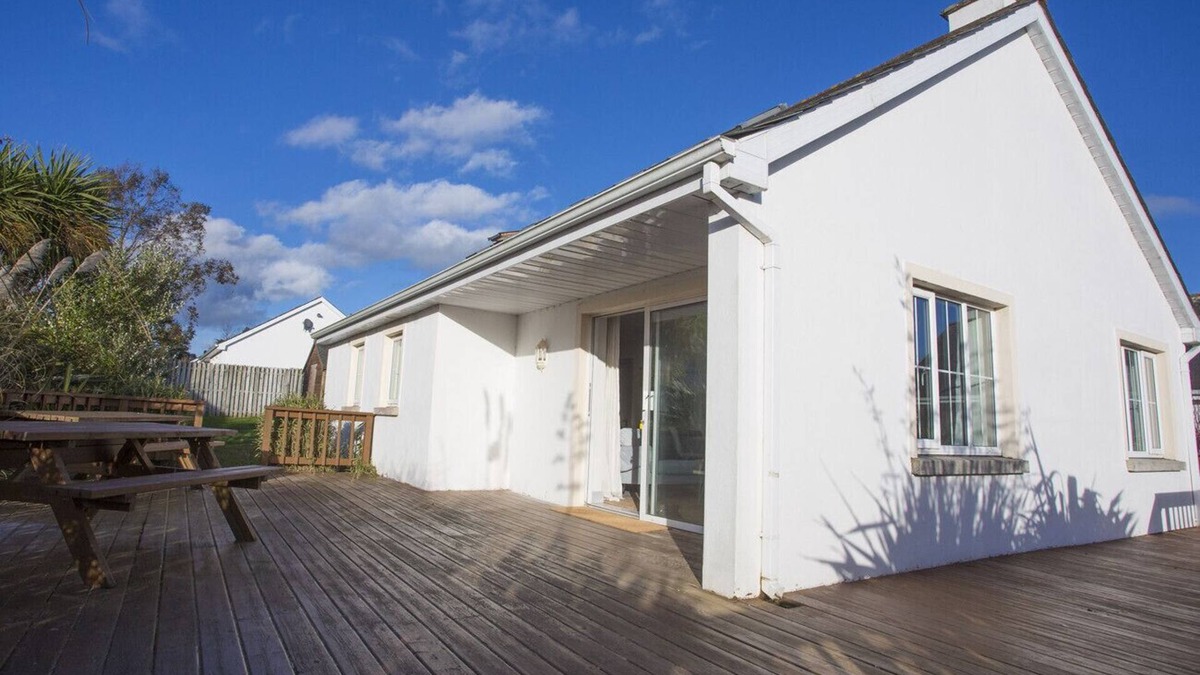Brittas Bay Ski Chalet | Brittas Bay Park Holiday Home No.44