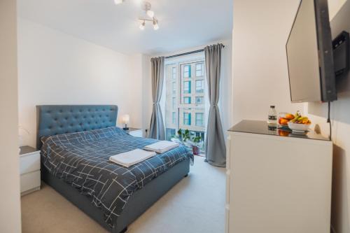 Coldharbour House | Brixton Village Flat- Private En-suite double bedroom