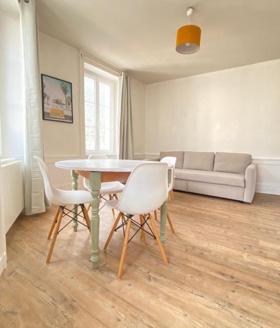 Cherbourg-en-Cotentin Apartment | Bro’ Flat appartement au calme Cherbourg Centre