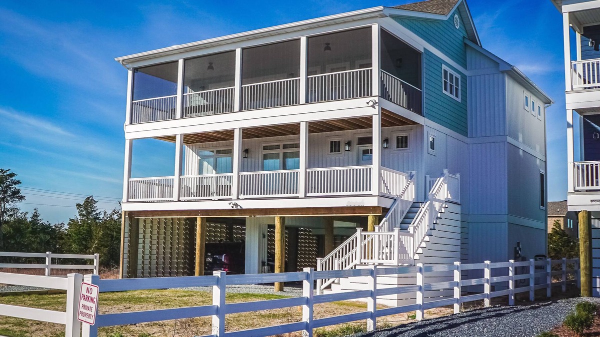 Milton House | Broadkill Beach home with amazing water views- just steps from the beach!