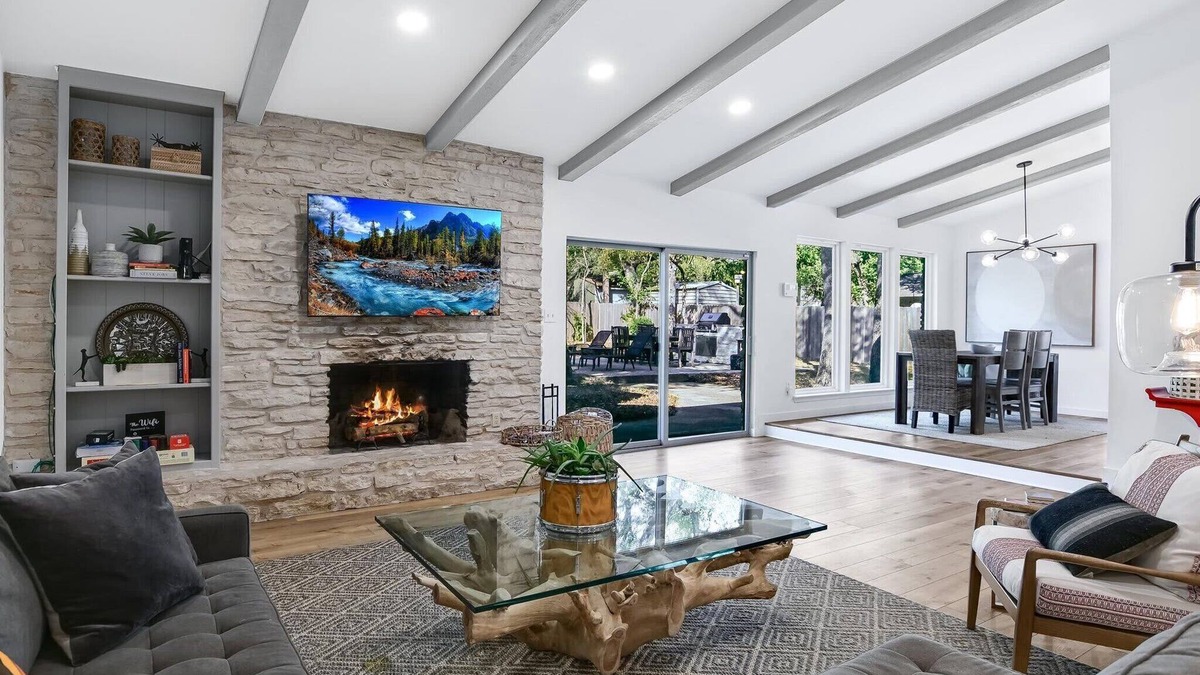 Forest North Estates House | Broadmeade Bungalow - Private Pool & Fire Pit
