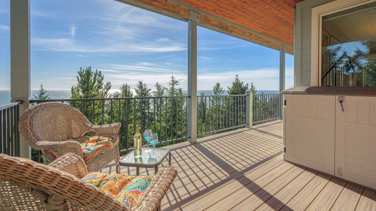 Oceanside House | Broadview Inn ~ Rejuvenation Haven Surrounded by Ocean Views