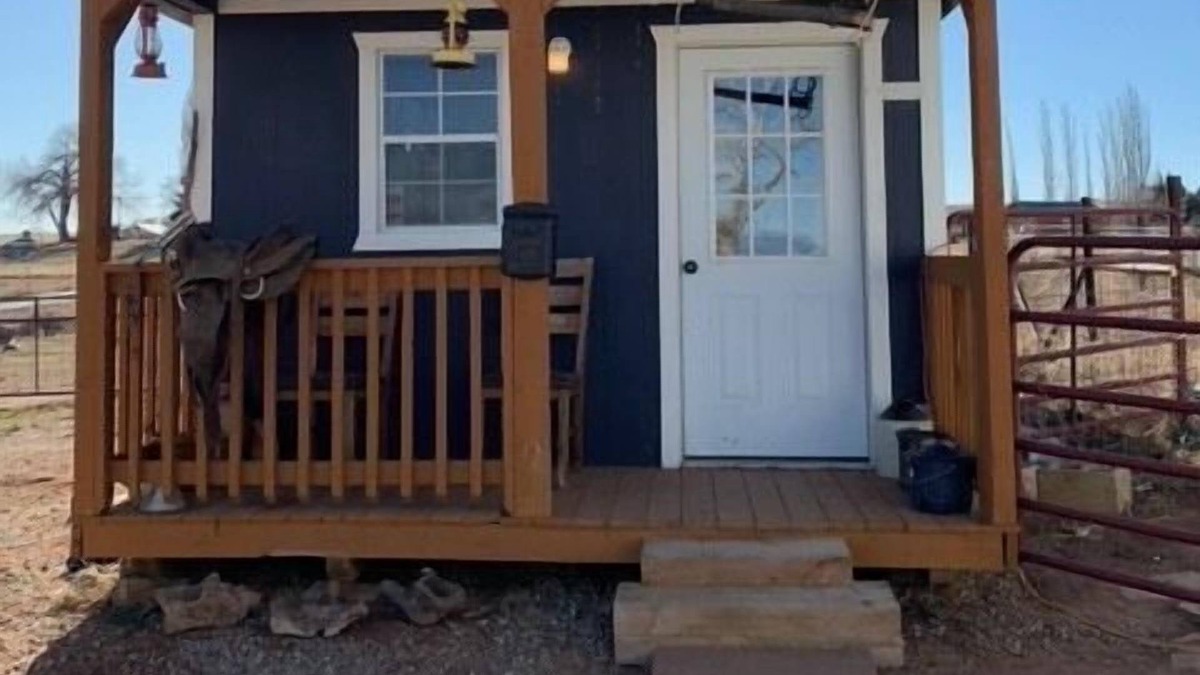 Lewis Apartment | Broken Yoke Cowboy Bunkhouse