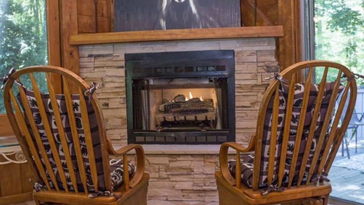 Sapphire Cabin | Brook Trout Inn