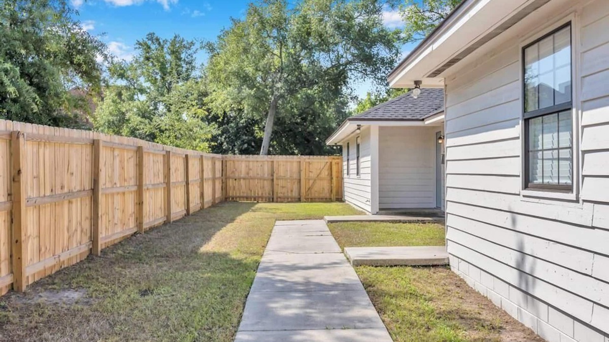 Downtown Jacksonville House | Brooklyn Bungalow - Close to Hospitals, Five Points and Downtown