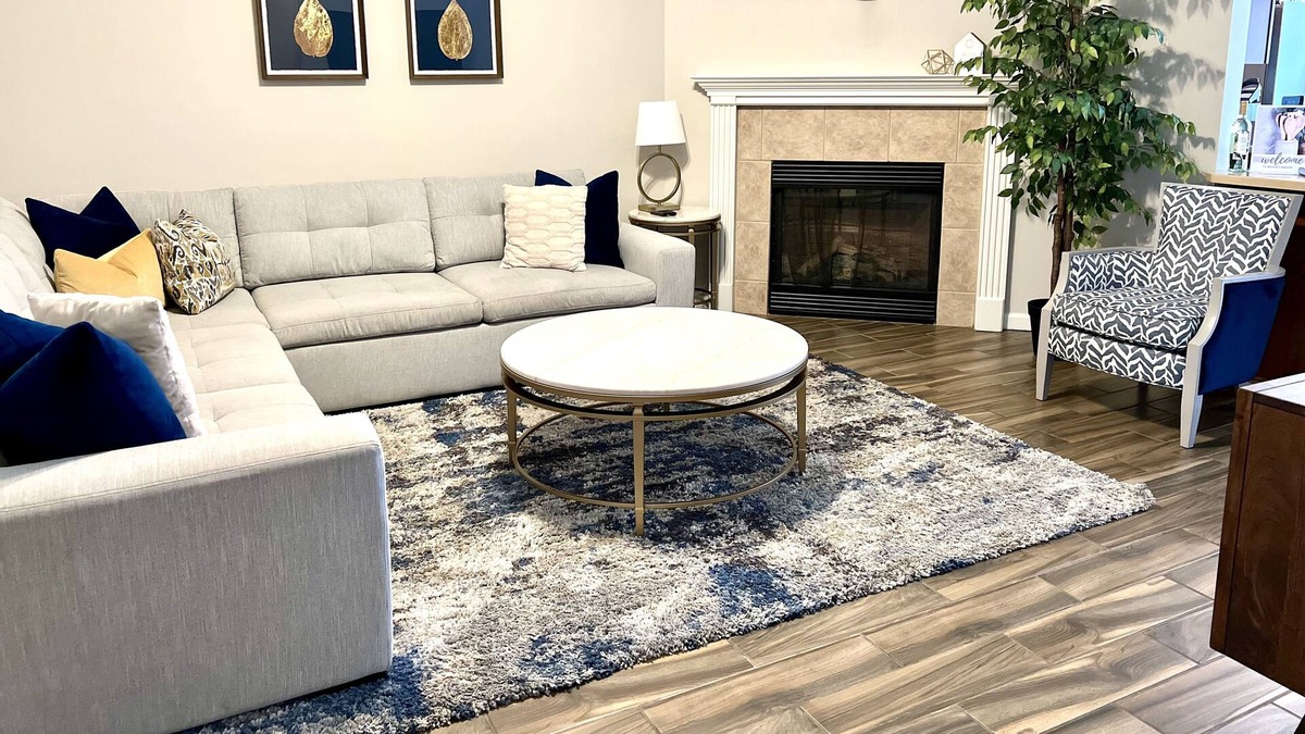 Cordova House | Brooks Manor - Modern 4BR w/ Two Car Garage in Great Location