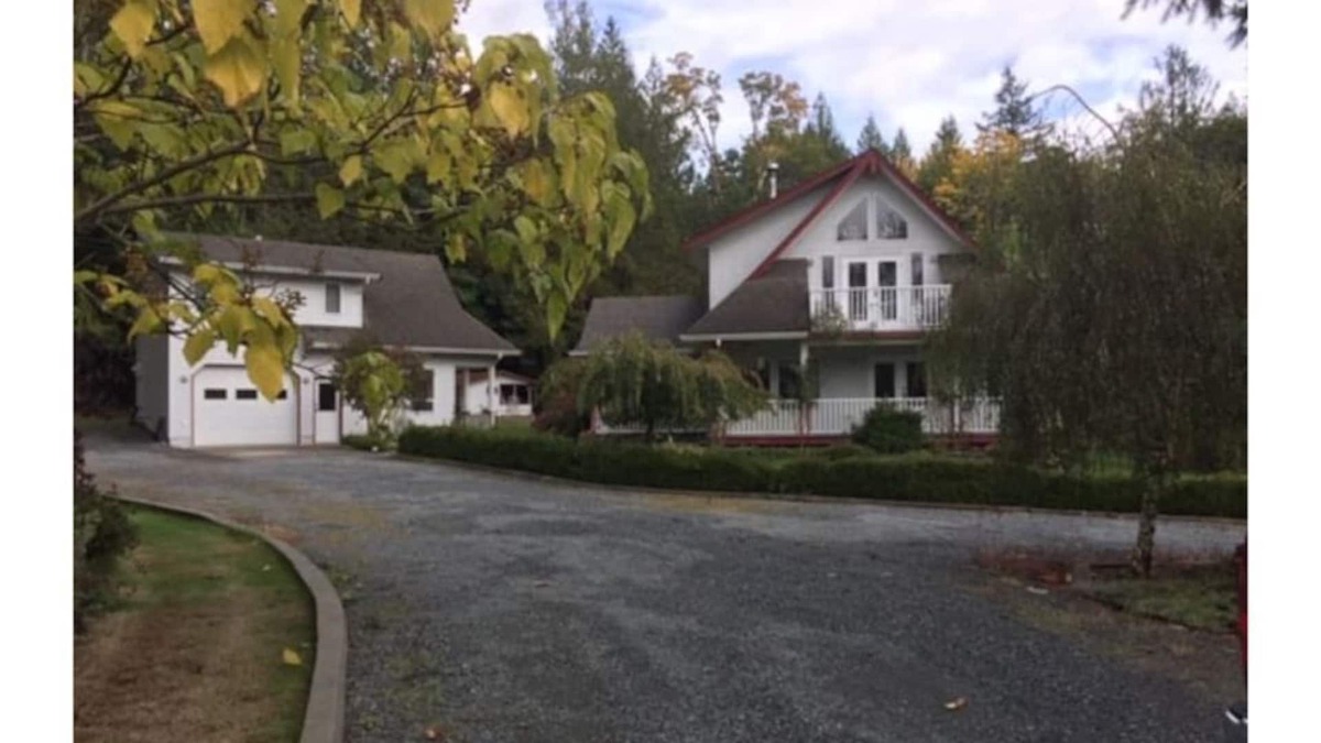 Powell River House | Brookshire Guest House