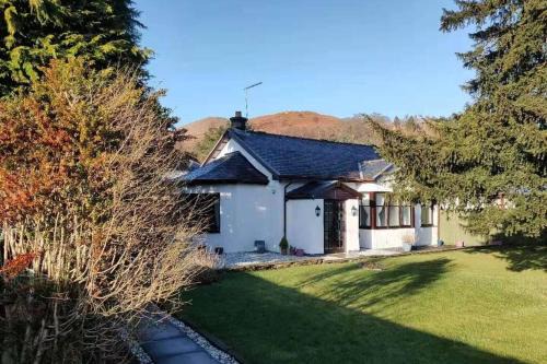 Luss House | Broomfield Cottage South Luss