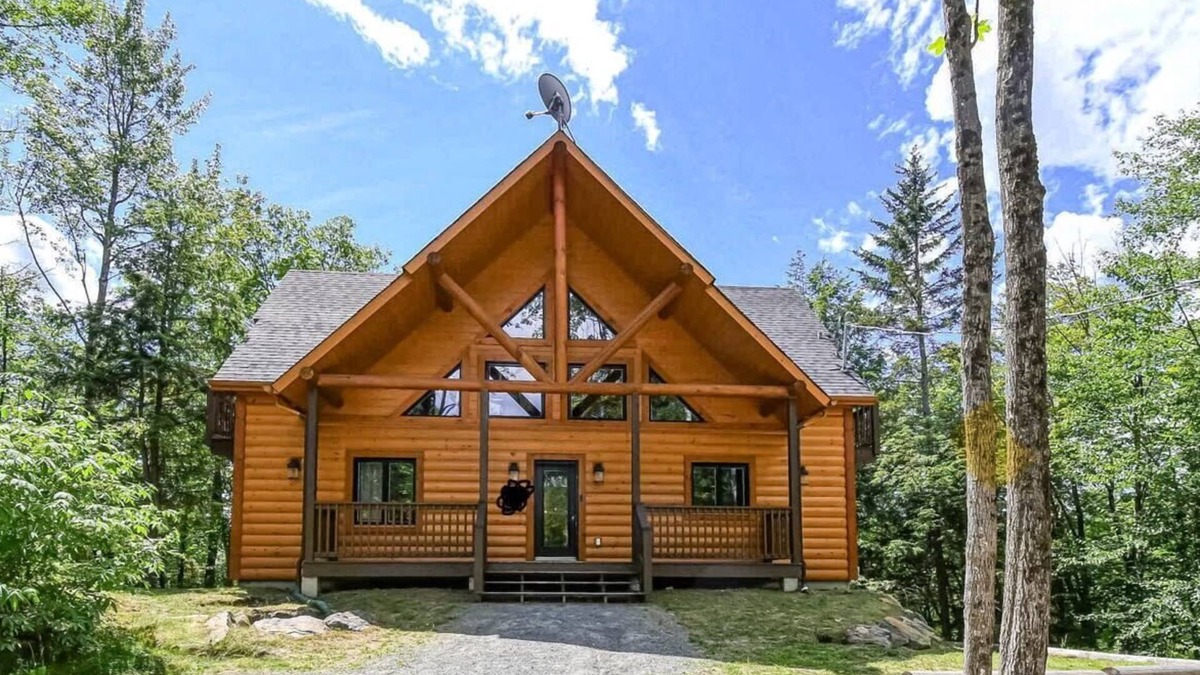 Brownsburg-Chatham Cottage | Brown Bear Lodge CITQ 296775