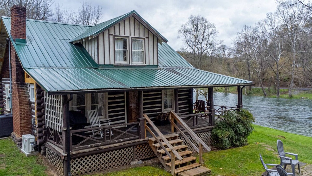 Bristol Cabin | Brown Trout Cabin, Perfect for Anglers w/700ft of S. Holston River Frontage