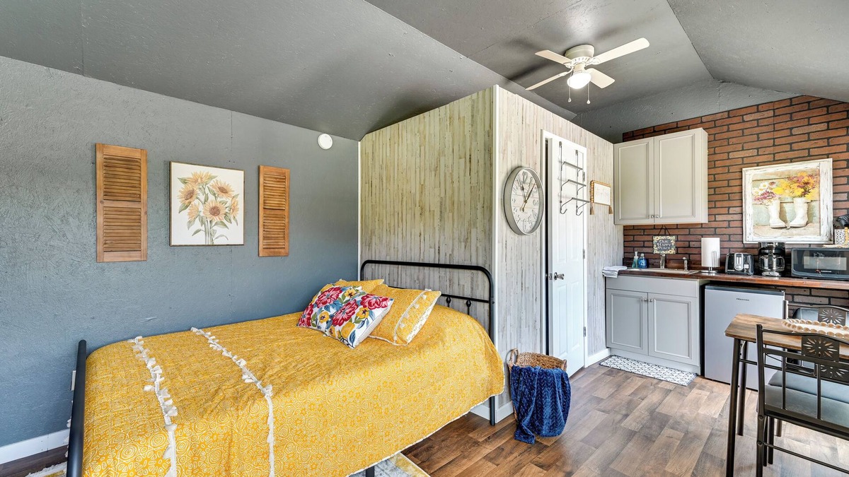 Brownsville Apartment | Brownsville Studio Cottage - Walk to Mammoth Cave!