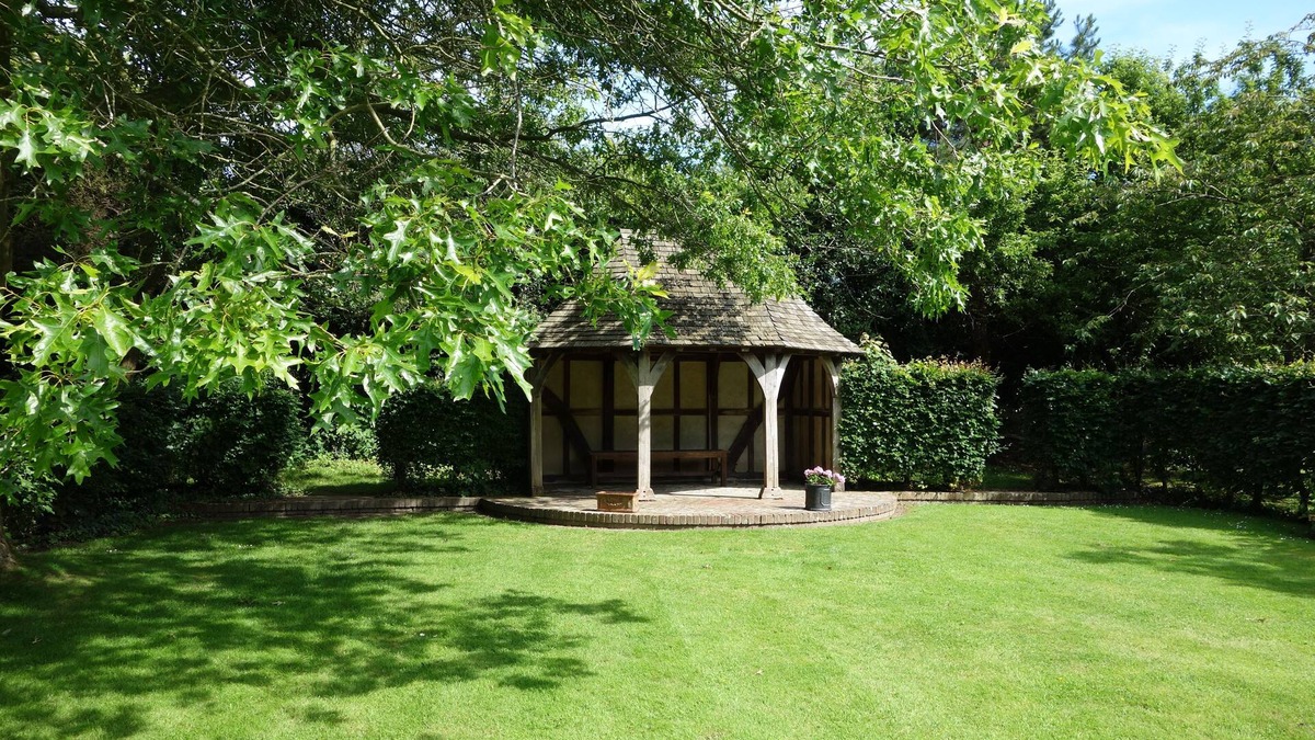 Tenterden House | Brunger House