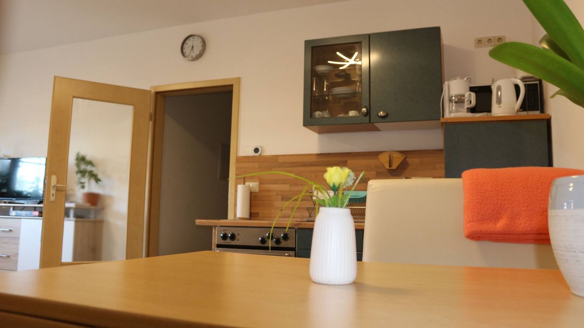 Neundorf Apartment | Brunow vacation apartment "Paula" At home in nature