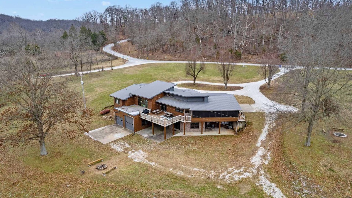 Little Flock House | Brush Creek Ranch, 10 Minutes to Bentonville