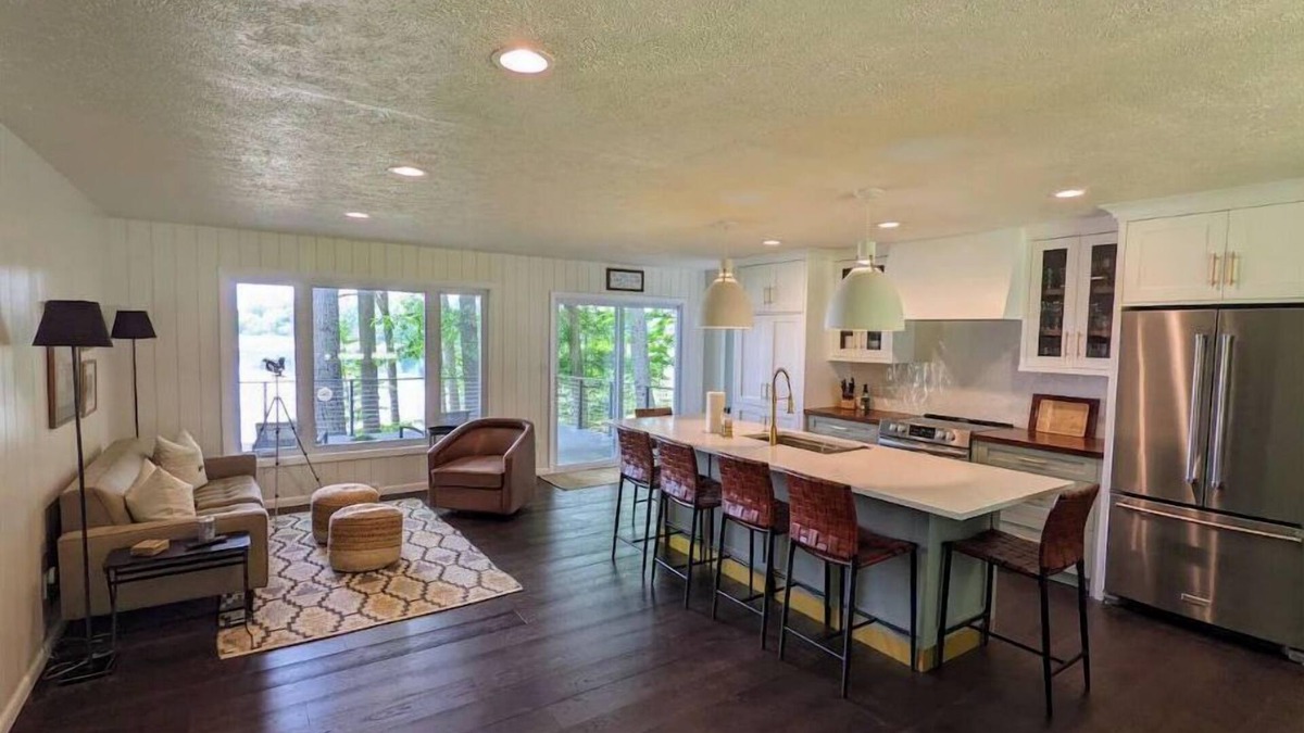 Eau Claire House | Brush Lake Bliss, a serene 3 bed, 2 bath lakehouse