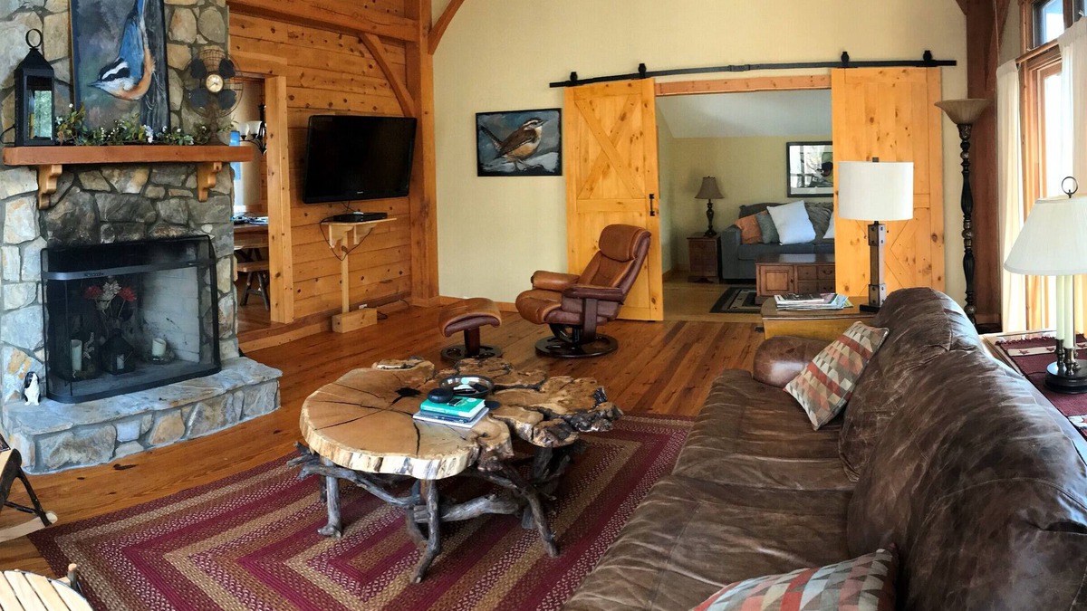 Blacksburg House | Brush Mtn Wilderness Lodge adjoining Jefferson Nat'l Forest 6.5 mi. to VT Campus