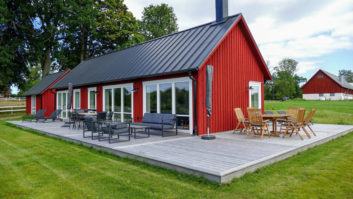 Vaxjo Municipality House | Brygghus - new - with own sauna house, Skälsnäs Manor