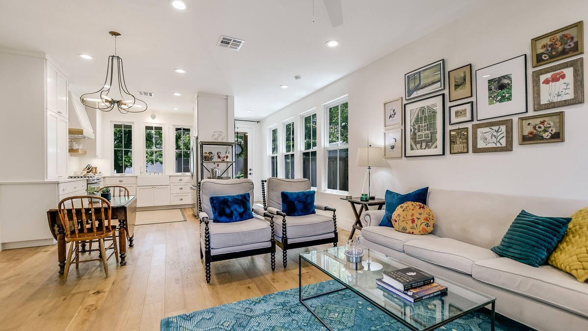 Bryker Woods House | Brykerwoods Farmhouse 1