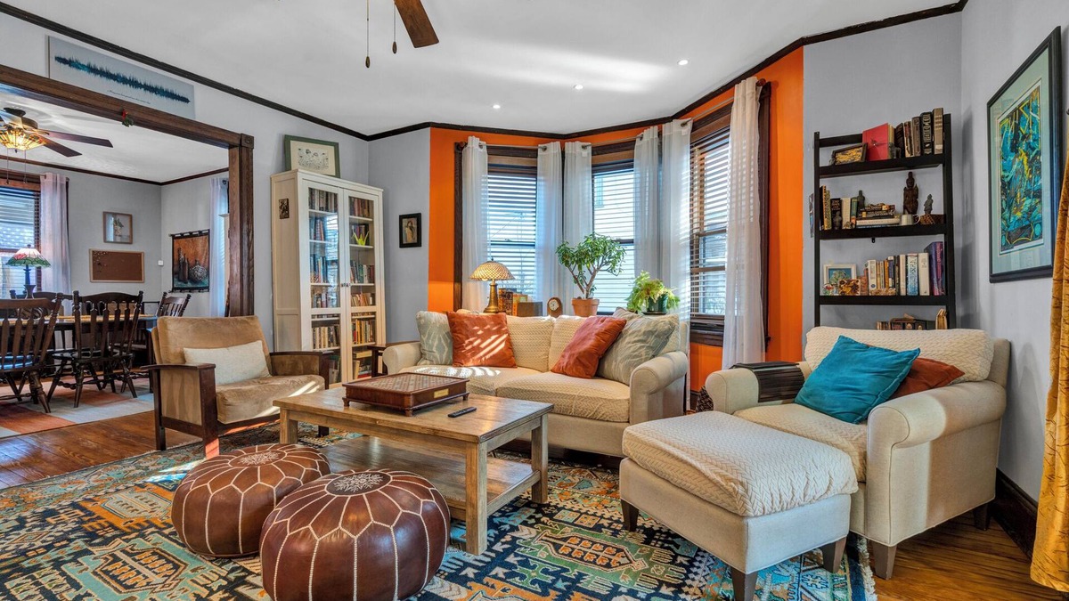 Bryn Mawr House | Bryn Mawr Timeless Oasis