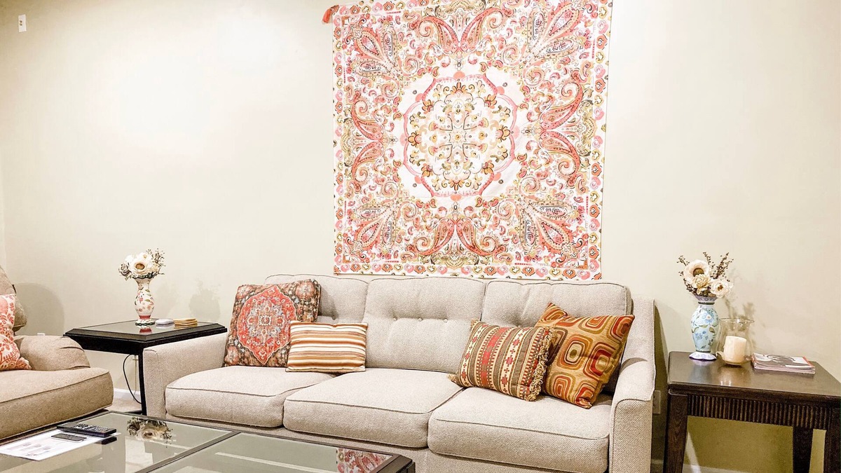 Sugar Hill Apartment | Bsmt Apt wt its Own Cinema
