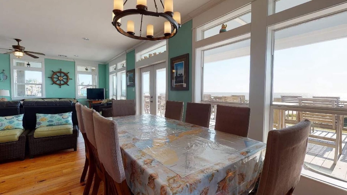 Port Bolivar House | Buccaneer House: 4 BR, 4 BA House in Crystal Beach, Sleeps 12