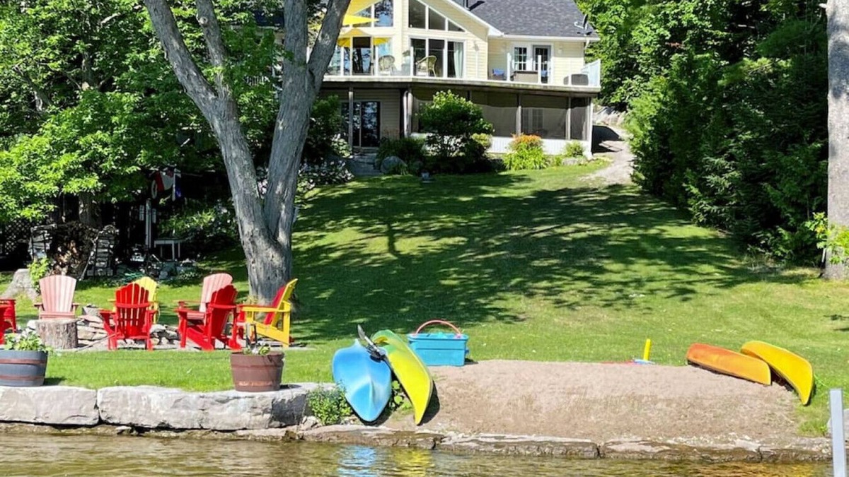 Buckhorn Cottage | Buckhorn Lake Beauty: A Perfect Retreat