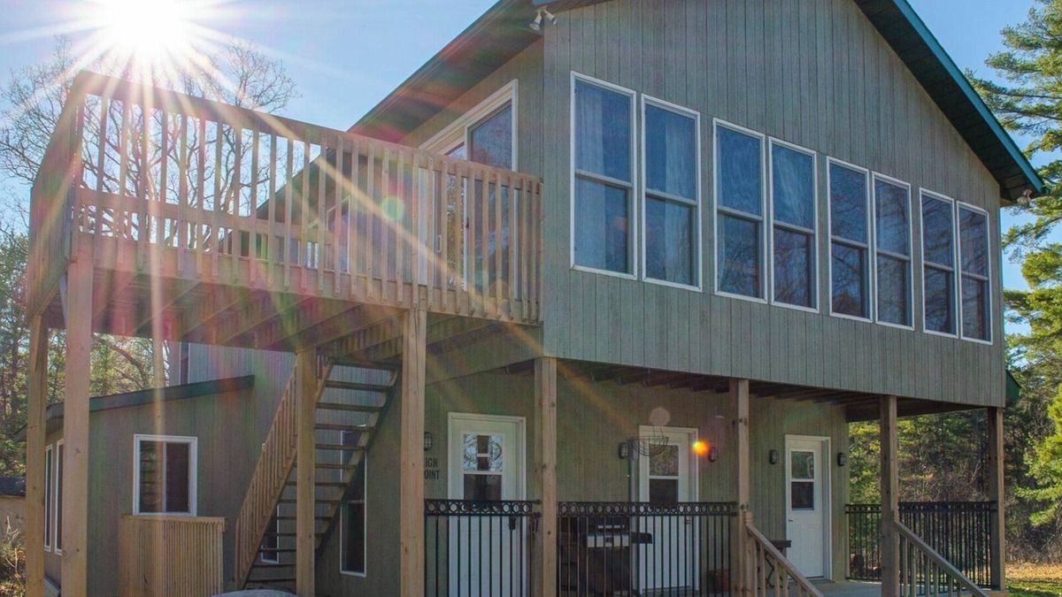 Trent Lakes Cottage | Buckhorn's Angelfire Resort - High View