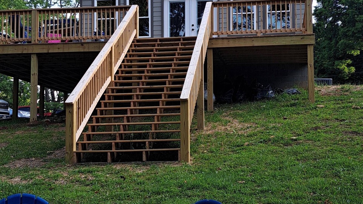 Keslers Cross Lanes Cabin | Buckingham cabin#2 @ the Lake minutes from New River Gorge National Park Hot tub