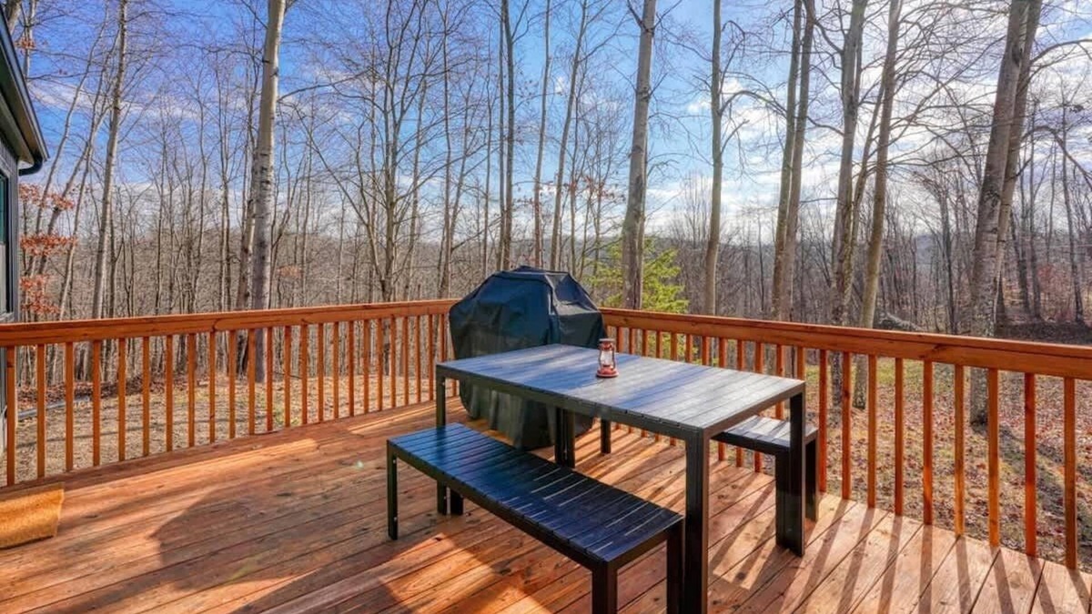 Logan Cabin | Buckingham Woods I Hocking Hills