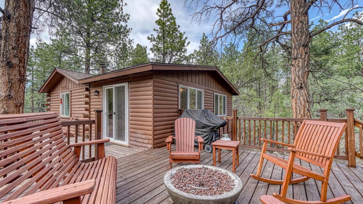 Howard Cabin | Buckskin Joe's Cabin