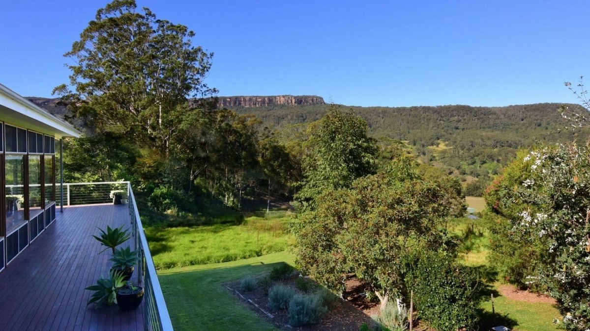 Upper Kangaroo River House | Budderoo - Unique with 270 degree views!