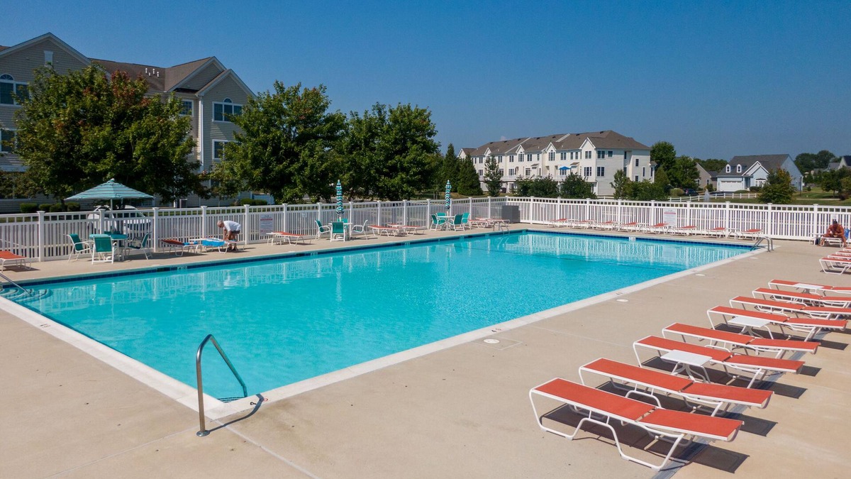 Rehoboth Beach Condo | BUDGET & DOG FRIENDLY! 2 BR, 2 BA- Pool/Tennis-Grande at Canal Point-Rehoboth