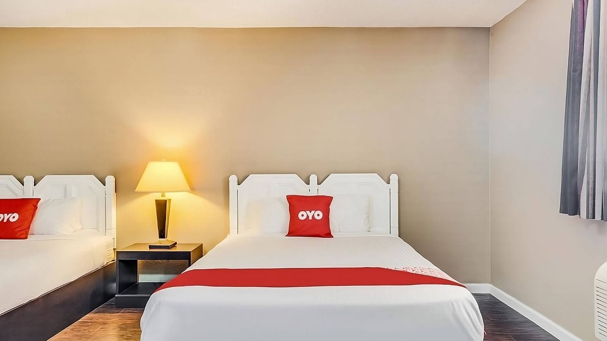 Elk City House | Budget-Friendly Accommodation! FREE Parking, Near National Route 66 Museum