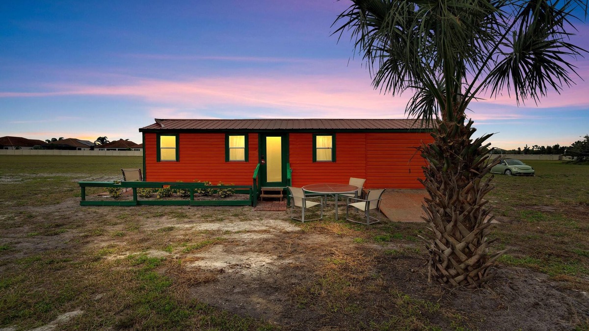 Wimauma House | Budget-Friendly Base - Cozy - Spacious Land