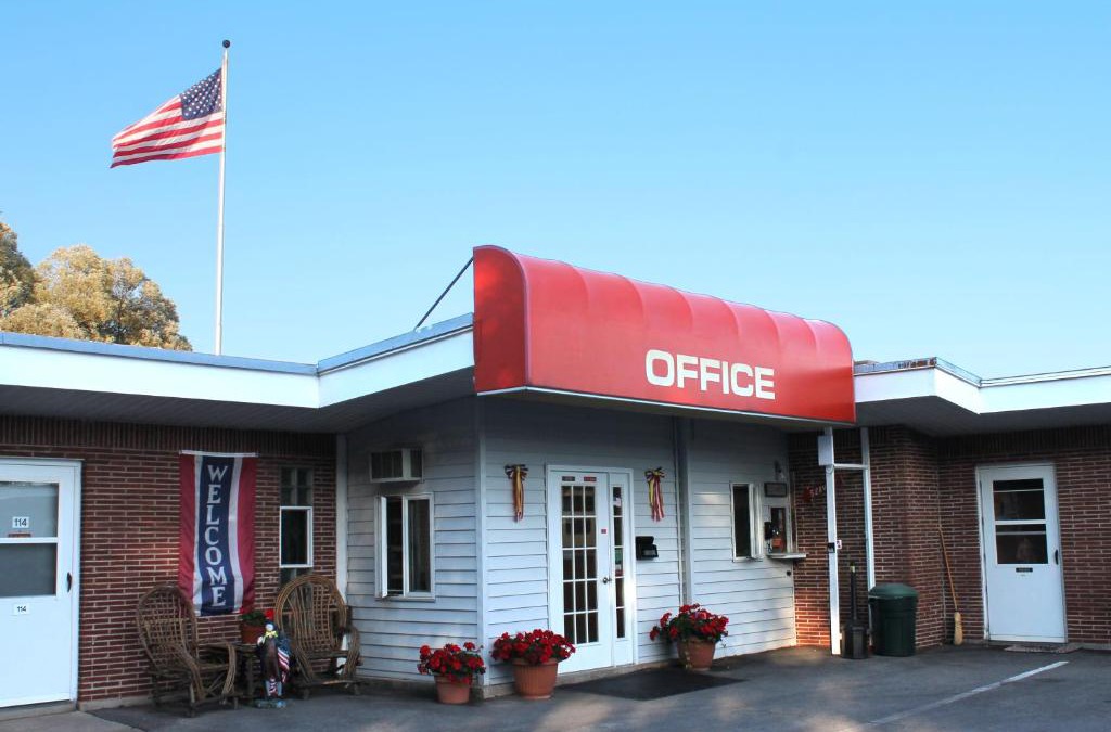 Sault Ste. Marie Hotel | Budget Host Crestview Inn