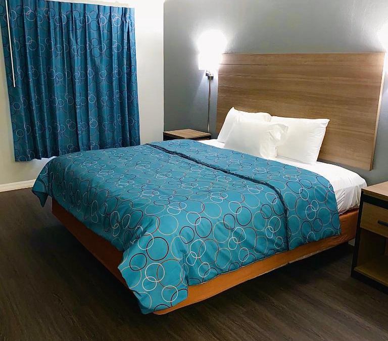Vernon Hotel | Budget Host Inn